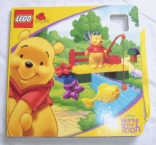 Build and Play in the Pop-Up 100 Acre Wood Scenery Book