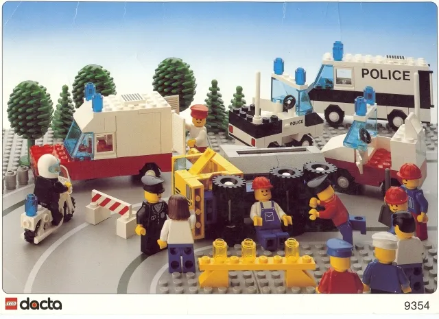 Set 9354 Activity Card 4