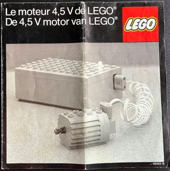 Le moteur 4,5 V de LEGO / De 4,5 V motor van LEGO (98965-B)