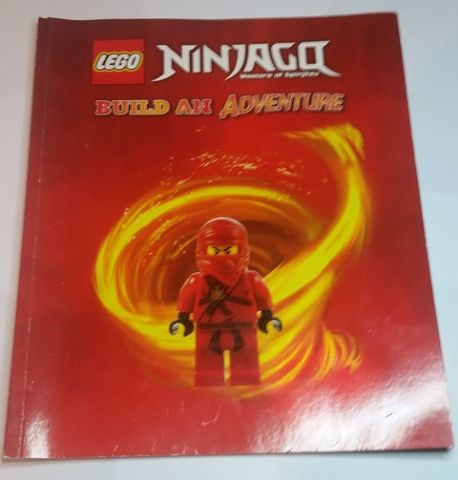 NINJAGO - Build an Adventure (Softcover)