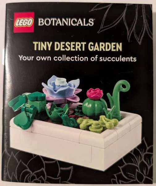 Botanicals - Tiny Desert Garden: Your own collection of succulents (Softcover) - book only entry