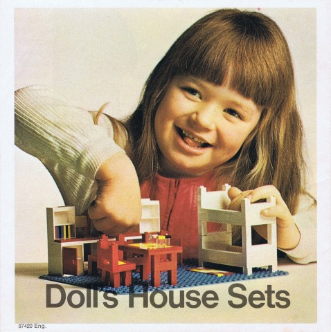 1972 Medium UK - Doll's House Sets (97420 Eng)