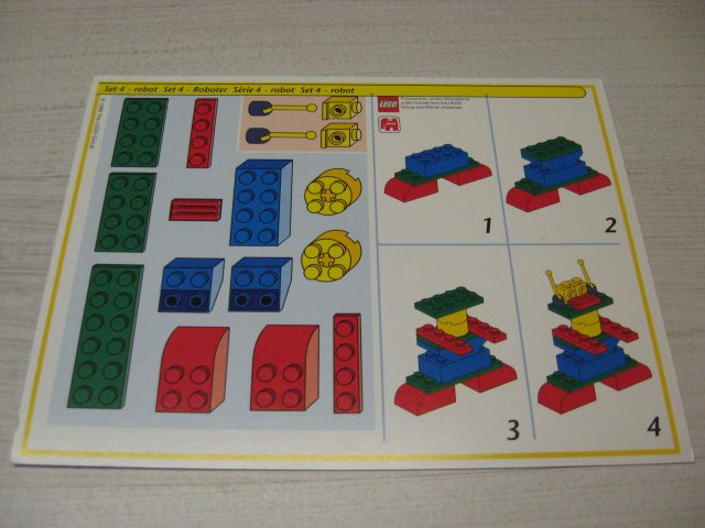 Creator Board Game Model Card Yellow Border Set 4 Robot