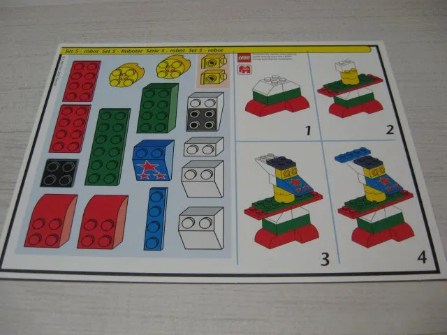 Creator Board Game Model Card Black Border Set 5 Robot