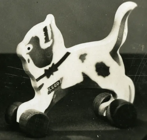 Wooden Pull-Along - Cat