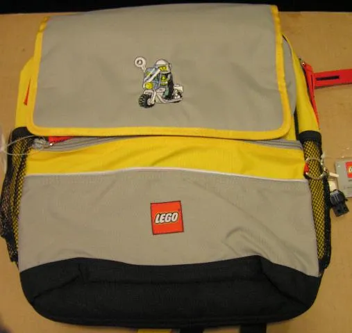 Backpack Theme Logo, World City Police, Policeman key chain attached