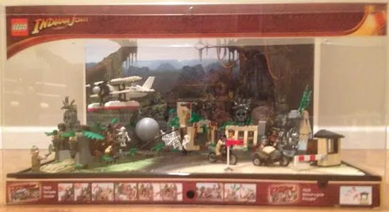 Display Assembled Set, Indiana Jones Sets 7620 and 7623 in Plastic Case