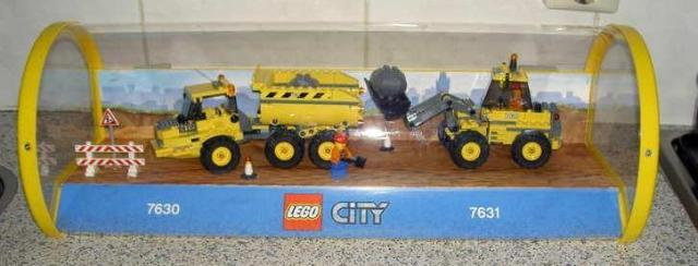 Display Assembled Set, City Sets 7630 and 7631 in Plastic Case