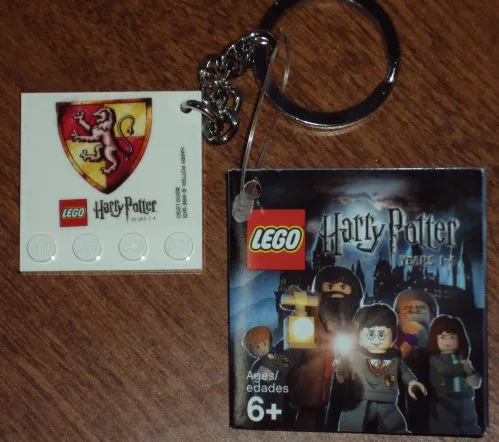 4 x 4 Tile, Modified - Key Chain with HP Gryffindor Crest Pattern (Sticker)