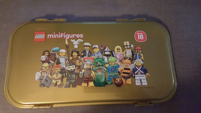 Minifigures Storage Case with Collectible Minifigures Series 10 Pattern