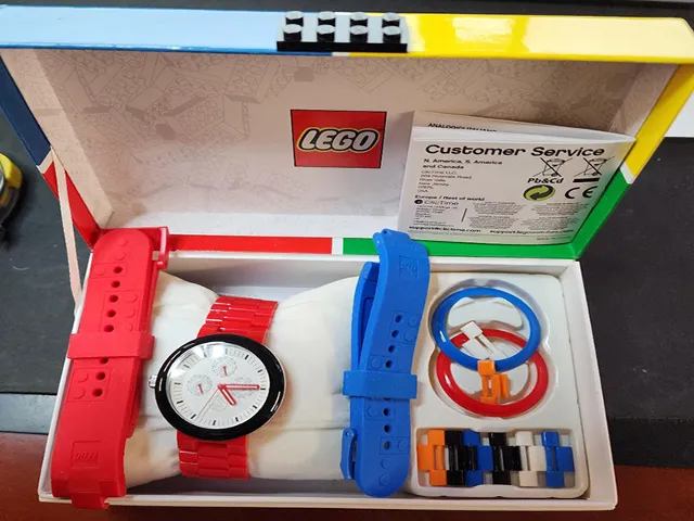 Watch Set, Multi-stud Red Adult Tachymeter Watch