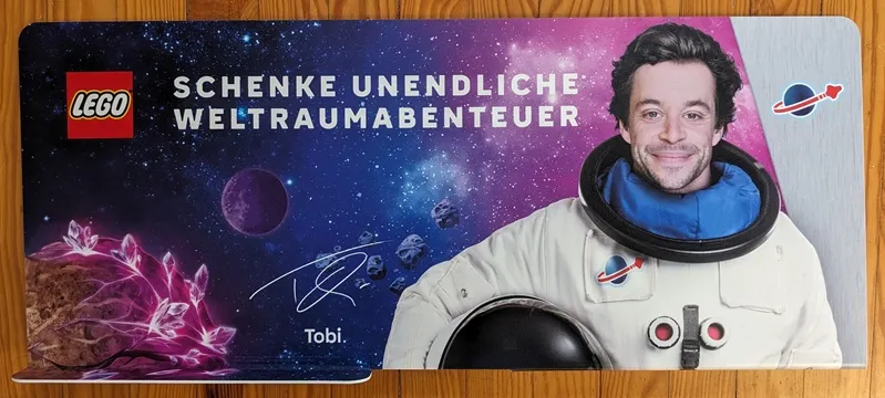 Display Sign, Topper Space Lab, Tobi Krell (DE: 1128) (German)
