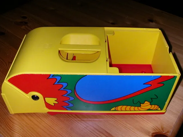 Brick Vac with Parrot Pattern