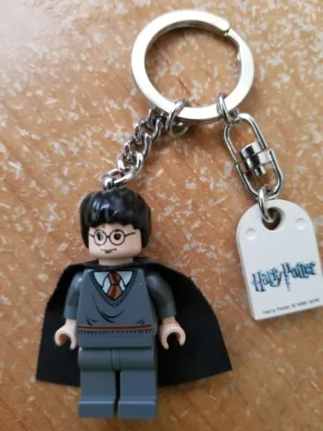 Harry Potter Gryffindor Stripe Key Chain with Tile, Modified 3 x 2 Curved with Hole