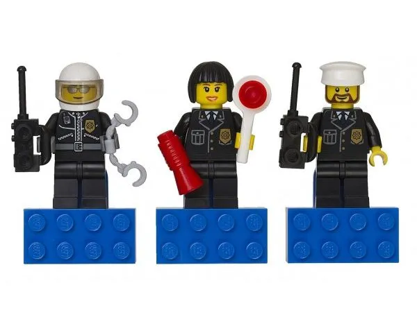 Magnet Set, Minifigures Town City (3) - Police Officers - Glued with 2 x 4 Brick Bases blister pack