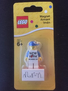 Magnet Set, New York (Apple) LEGO Minifigure, Flatiron, New York, NY blister pack