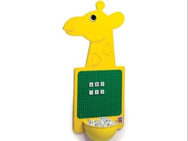 Playpoint Giraffe Wall Board