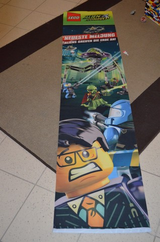 Display Flag Cloth, Alien Conquest