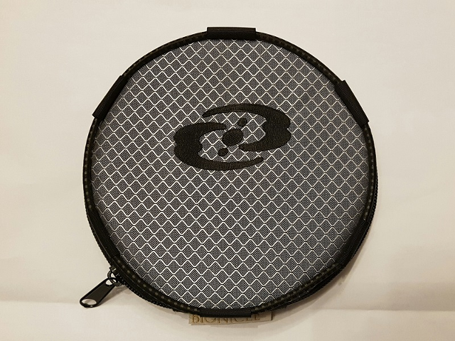 CD/DVD Wallet, Bionicle, Round Zippered with Rubber Cord (holds 12 CDs/DVDs)
