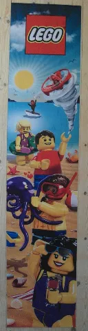 Display Flag Cloth, Minifigures on Beach