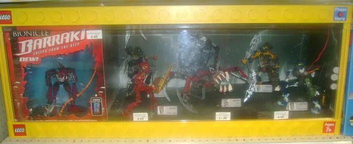 Display Assembled Set, Large Plastic Case Light and Sound with Bionicle Inika, Vezon & Fenrakk, and Kalmah (shows 8727, 8728, 8729, 8730, 8764, 8917)