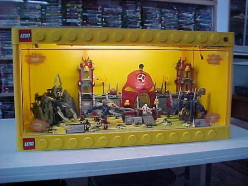 Display Assembled Set, Large Plastic Case Light and Sound with Bionicle Playsets (shows 8757, 8759, 8769)