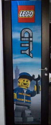 Display Flag Cloth, City Mechanic Minifigure