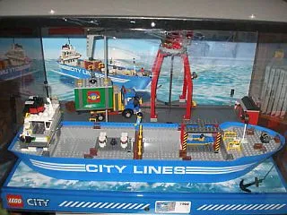 Display Assembled Set, City Set 7994 Harbor in Plastic Case