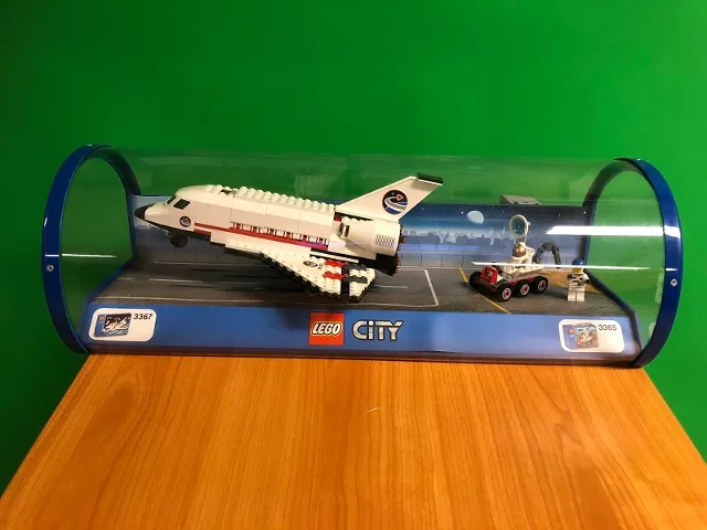 Display Assembled Set, City Space Sets 3365 and 3367 in Plastic Case