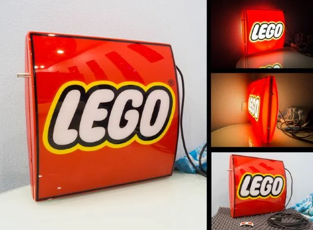 Display Sign Medium LEGO Logo, Square, Lighted (220V)