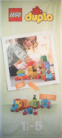 Display Flag Cloth, DUPLO Logo, Aisha Playing