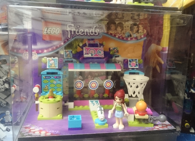 Display Assembled Set, Friends Set 41127 in Plastic Case