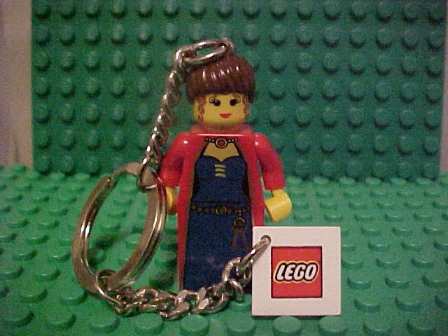 Maiden Key Chain with 2 x 2 Square Lego Logo Tile