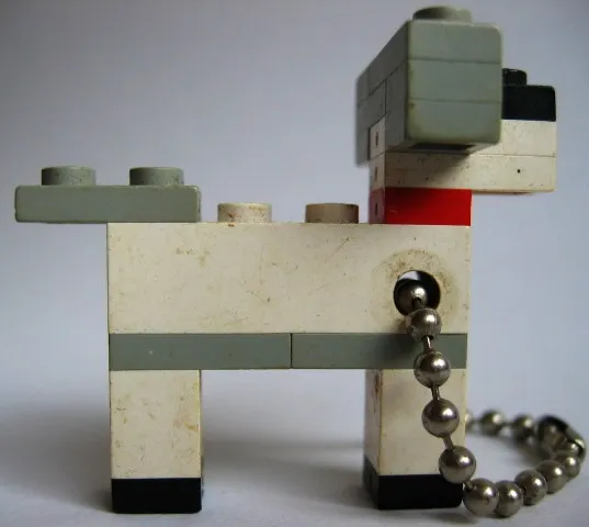 Dog Key Chain, Composed of Bricks - Bead Chain Type