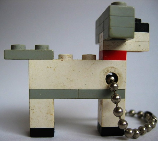Dog Key Chain, Composed of Bricks - Bead Chain Type