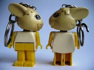 Bunny 3 Key Chain - Straight Metal Chain, no LEGO Logo on Back