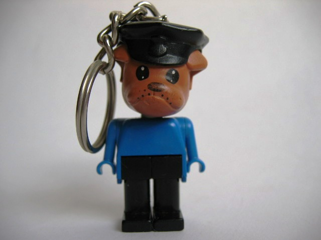 Bulldog 1 with Black Hat Key Chain - Twisted Metal Chain, Black LEGO Logo on Back
