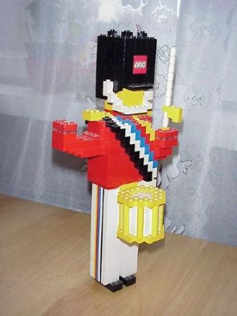 Legoland Drummer (Glued)