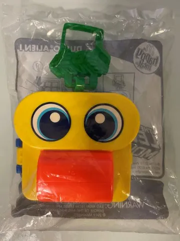 The LEGO Movie 2 Duplo Alien #1 Happy Meal Toy (Tic-Tac-Toe Game)