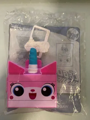 The LEGO Movie 2 Unikitty Happy Meal Toy (Memory Card game)