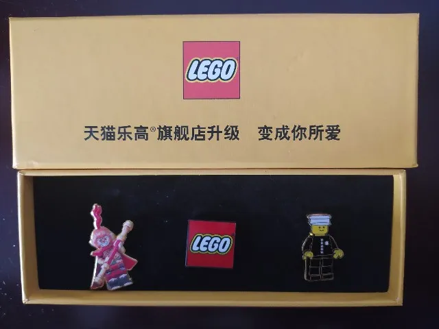 Pin, Monkie Kid Set, LEGO Logo and Minifigures, Classic Policeman