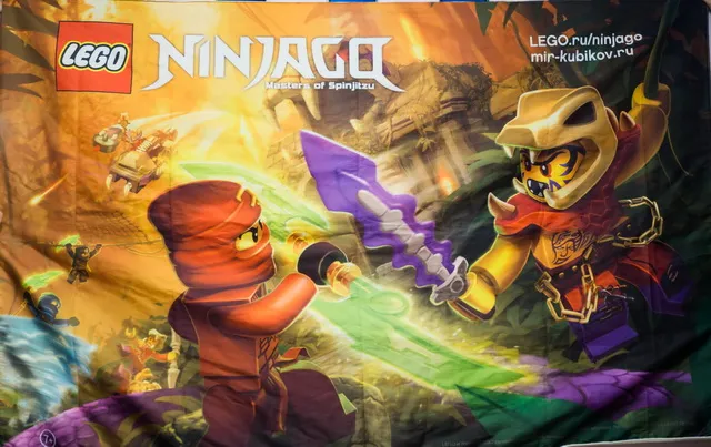 Display Flag Cloth, NINJAGO Kai and Krait - Horizontal