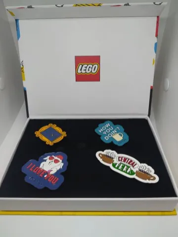 Pin, Friends, Set of 4