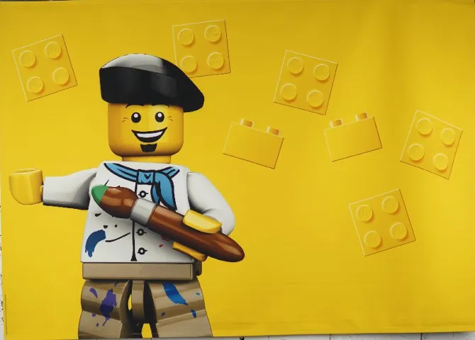 Display Flag Cloth, Velcro, Painter with Brush