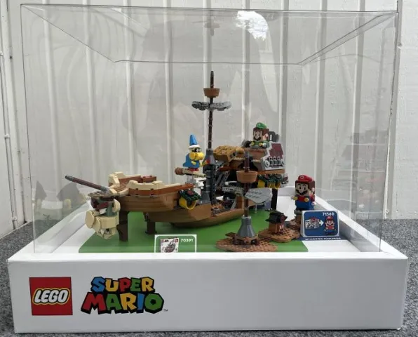 Display Assembled Set, Set 71391 and Super Mario Minifigures from Sets 71360 and 71387 in Plastic Case