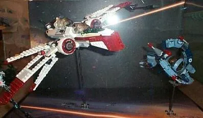 Display Assembled Set, Large Floor Board only with Star Wars Episode III (shows 7252, 7259)