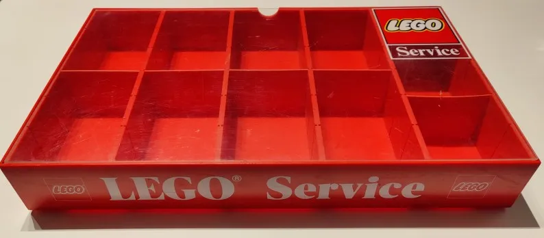 Storage Box Reatailer for LEGO Service Packs - Removable Tray Dividers, Plexiglass Lid and Slotted Handle