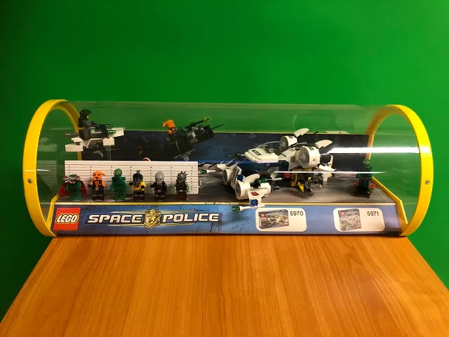 Display Assembled Set, Space Police Sets 5970 and 5971 in Plastic Case