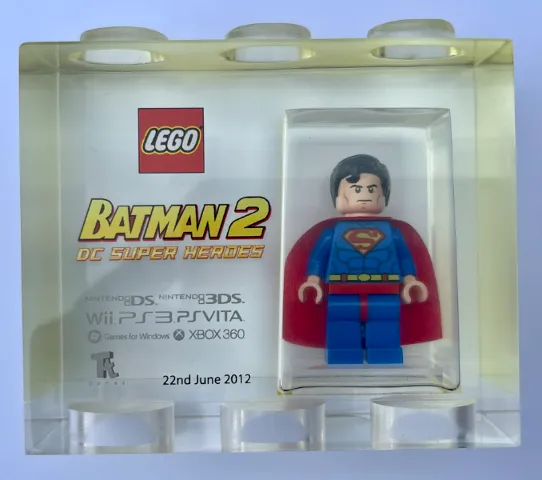 TT Games Trophy Brick, Batman 2: DC Super Heroes - Superman