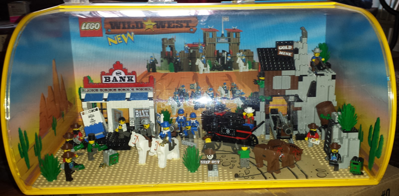 Display Assembled Set, Wild West Western Cowboys in Plastic Case